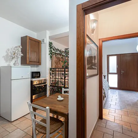 Il Rifugio Degli Artisti Apartment *
